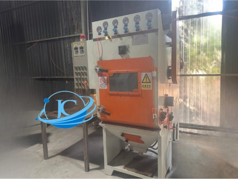 máy bắn cát mini